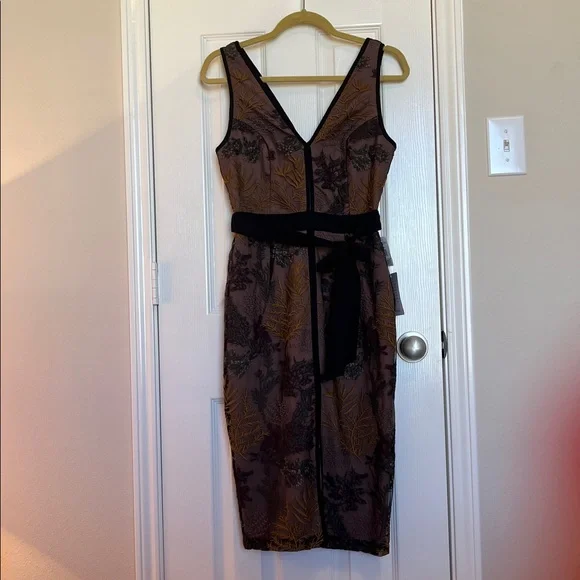 NWT Harlyn Dress - Picture 2 of 10